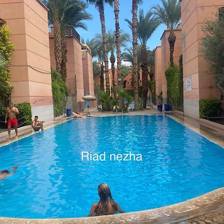Riad Nezha Avec Jacuzzi Et 3 Piscines Au Coeur De Marakéš Exteriér fotografie