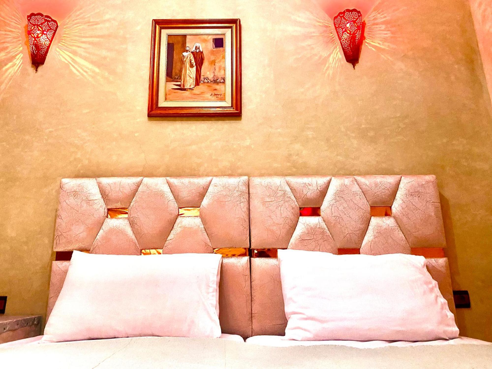 Riad Nezha Avec Jacuzzi Et 3 Piscines Au Coeur De Marakéš Exteriér fotografie
