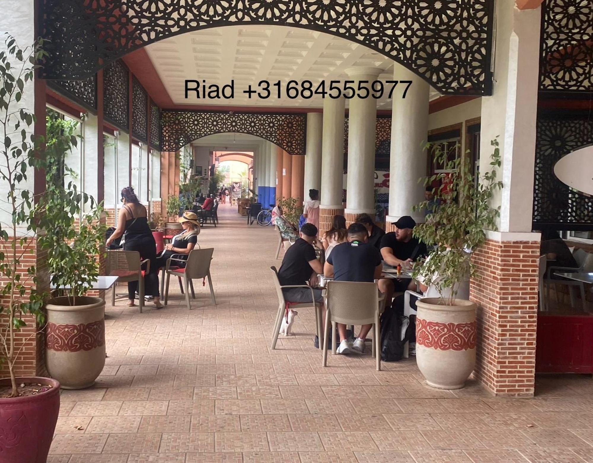 Riad Nezha Avec Jacuzzi Et 3 Piscines Au Coeur De Marakéš Exteriér fotografie