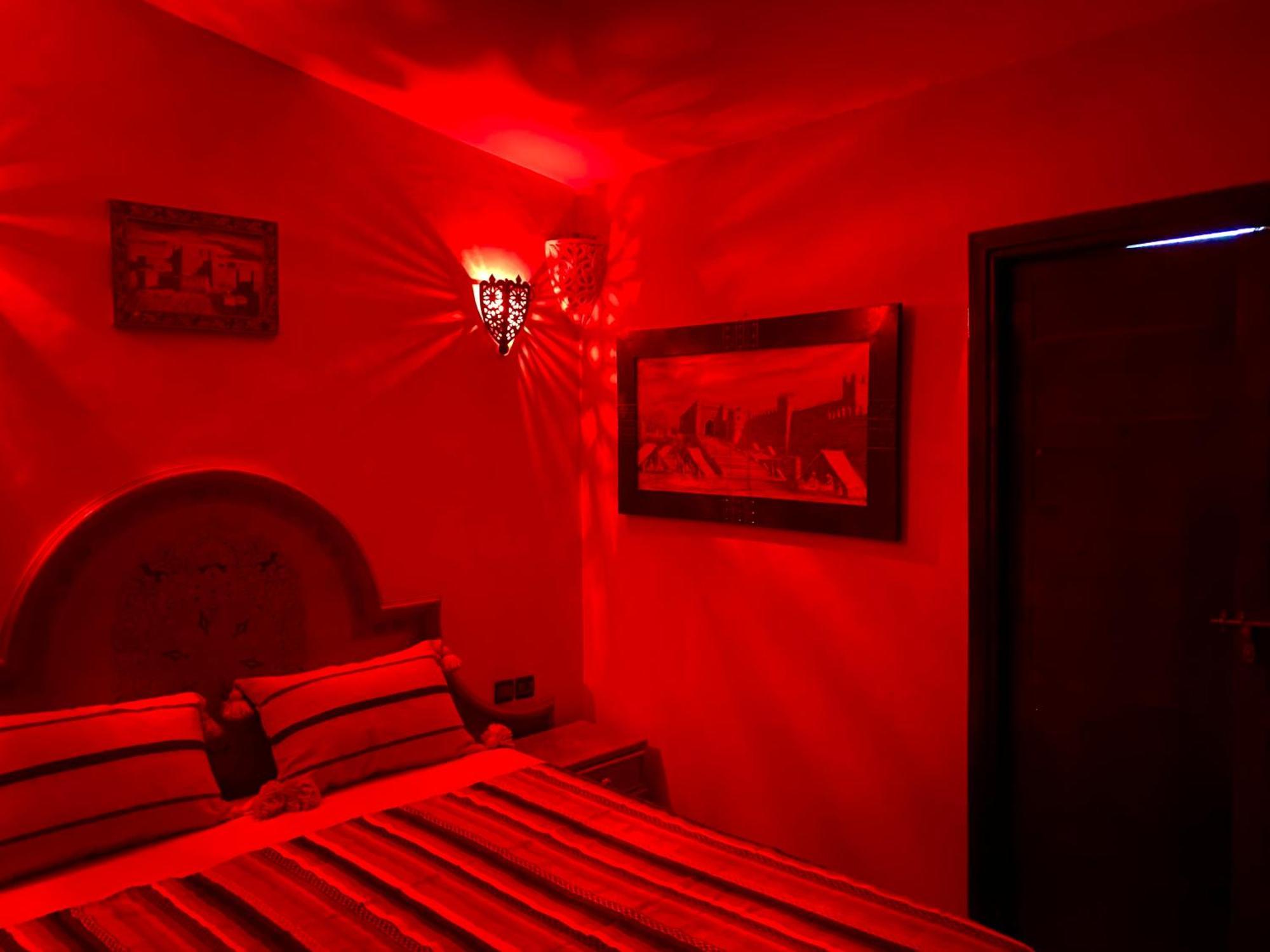 Riad Nezha Avec Jacuzzi Et 3 Piscines Au Coeur De Marakéš Exteriér fotografie